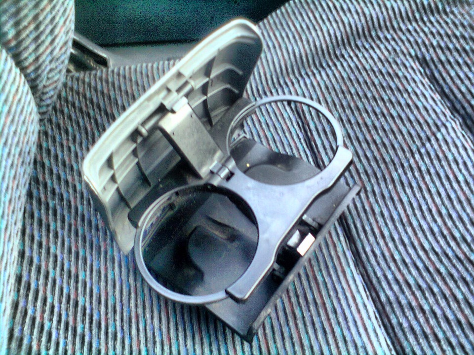 Civic V Ferio Cup Holder — Honda Civic Ferio (5G), 1,5 л, 1993 года