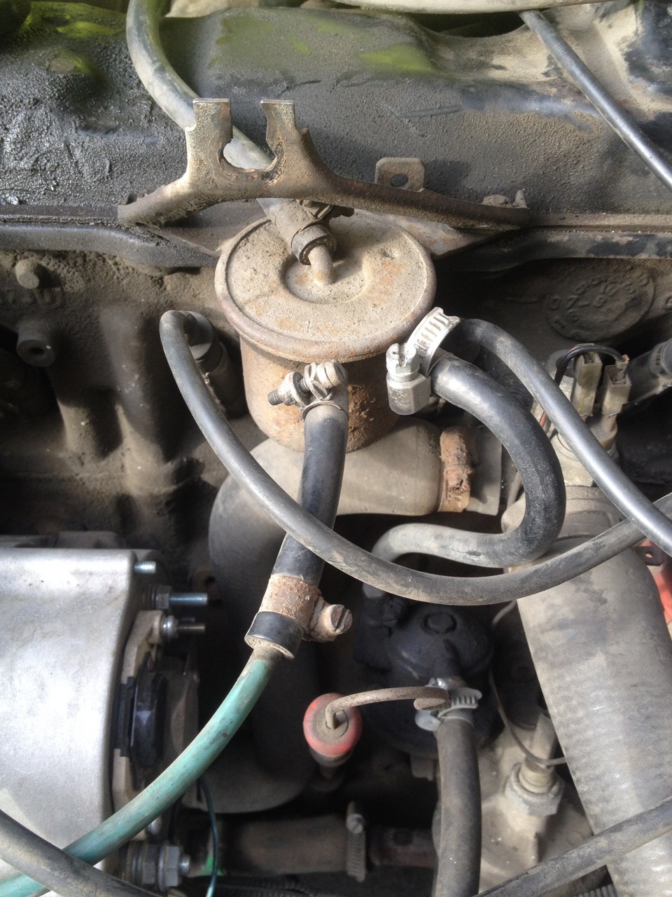 Сепаратор карбюратора)) — Volkswagen Golf Mk2, 1,6 л, 1985 года