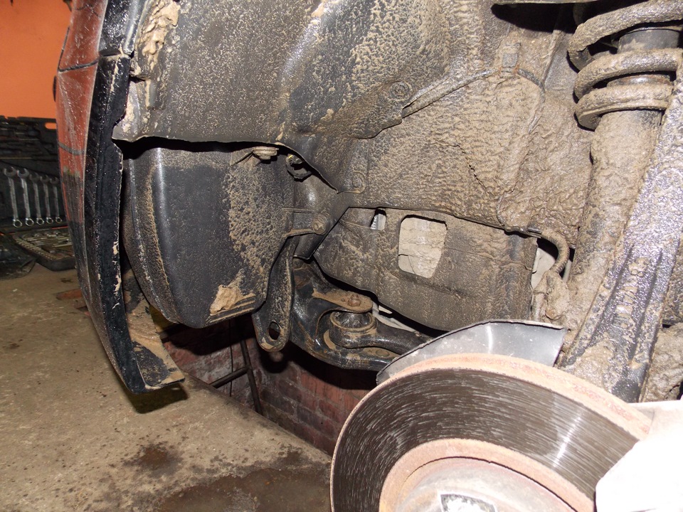 Hyundai Sonata Fender Removal