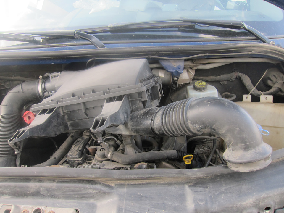 Fuel Filter Change MercedesBenz Sprinter, 2.2L, 2011 on DRIVE2