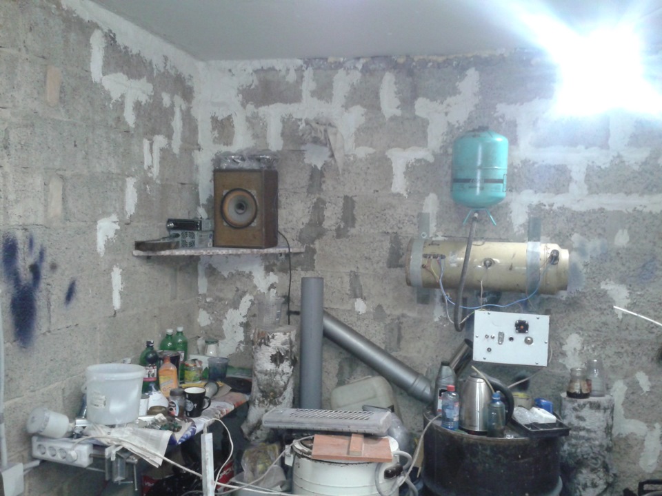 Падает стена в гараже… — Сообщество «Гараж Мечты» на DRIVE2