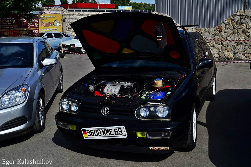 Volga Car Holiday vol.3 — Volkswagen Golf Mk3, 1,6 л, 1997 года