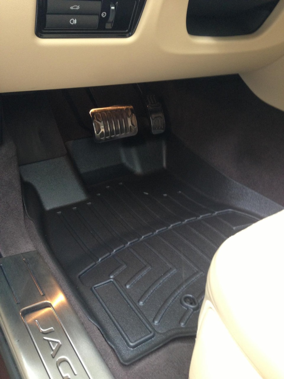 Коврики WeatherTech для Jaguar XJ 351 2014 — WeatherTech на DRIVE2