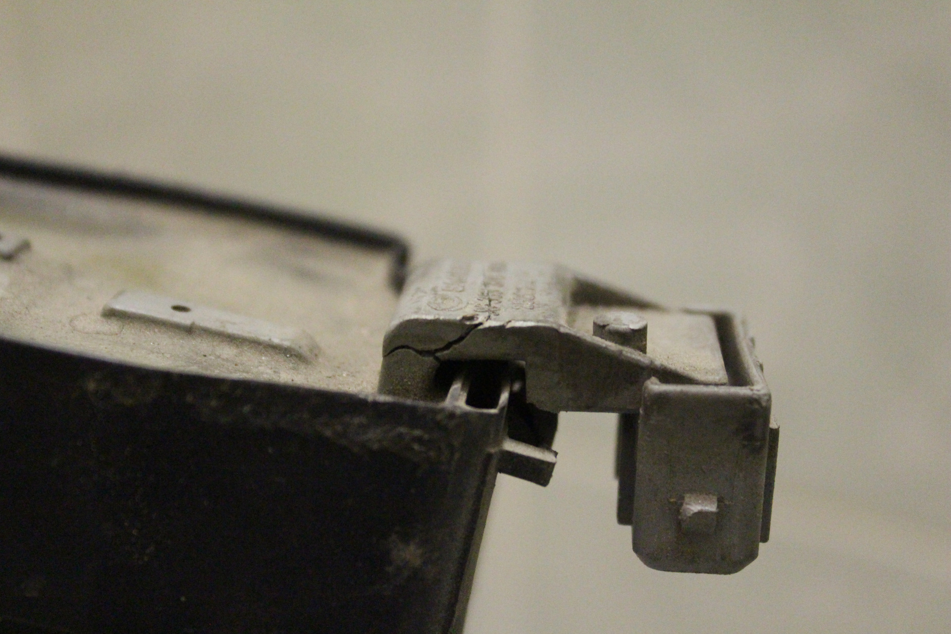 Antipollution и Catalytic converter fault — Peugeot 307, 1,6 л, 2001