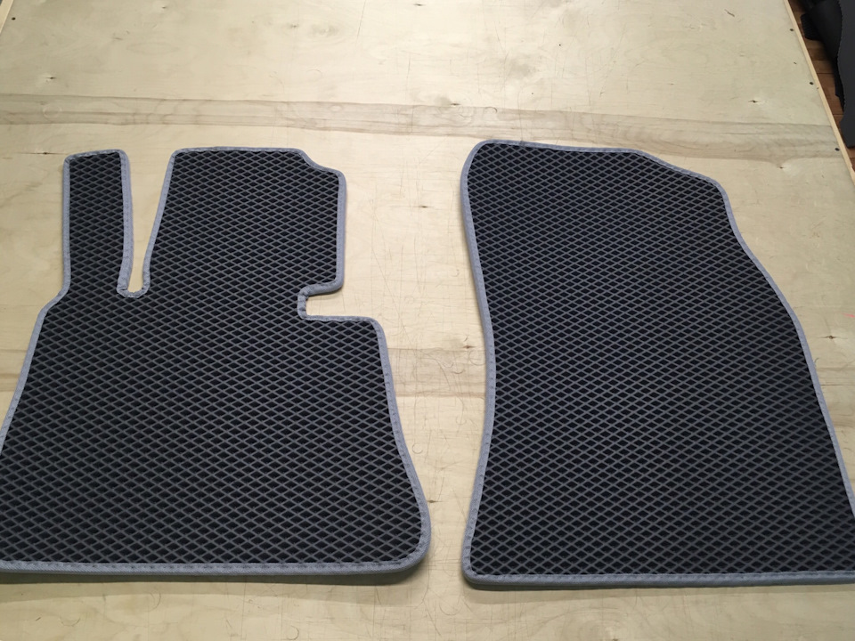 EVA коврики CarpetCar в салон и багажник BMW X5 (E53). Цвет серый