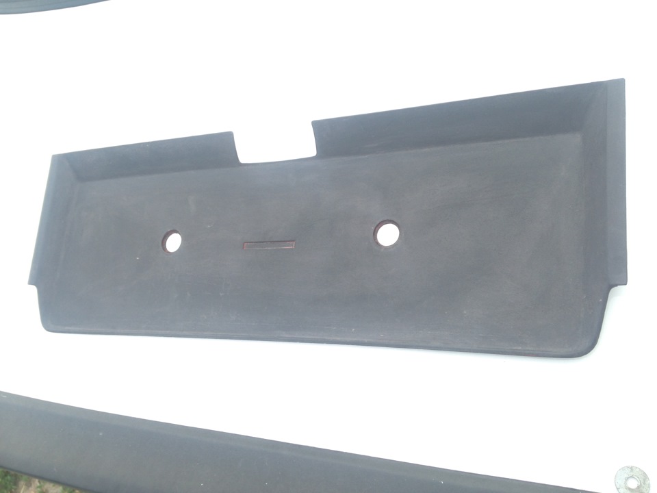 License Plate Filler или подномерная М накладка — BMW 3 series Coupe