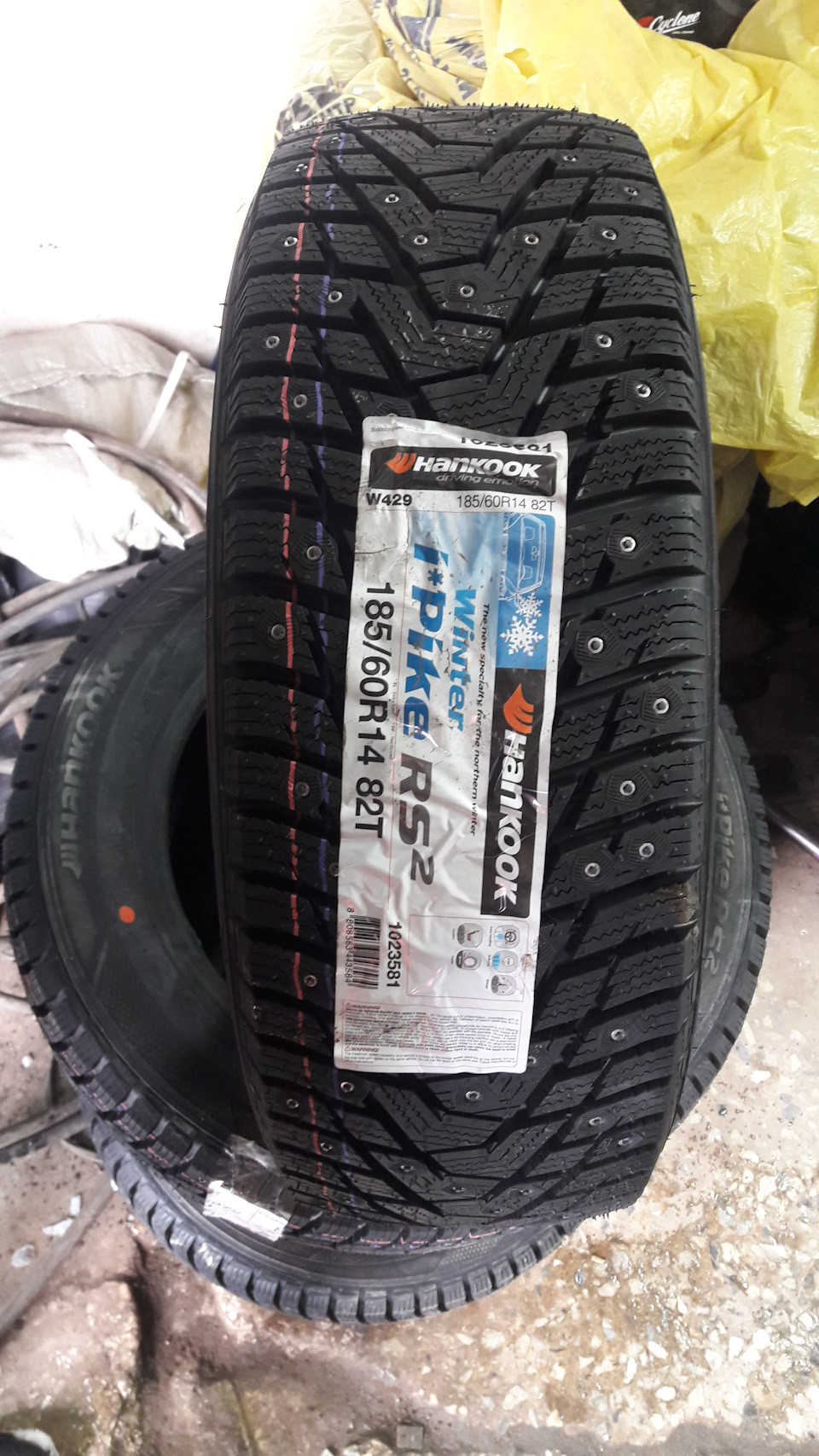 Купил шины зимние Hankook Tire Winter i Pike RS2 — Lada 21114, 1,6 л