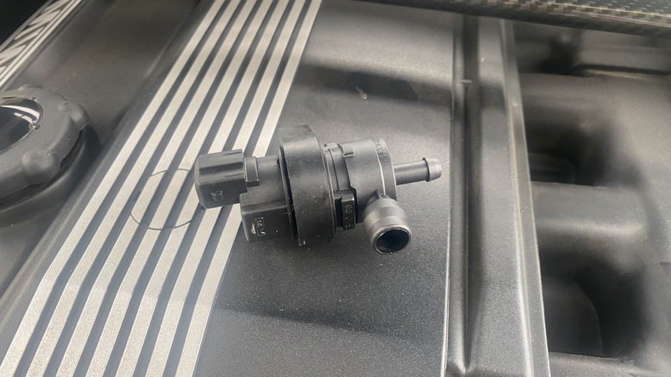 Fu🤭king vacuum leaks — BMW 3 series (E46), 3 л, 2004 года запчасти