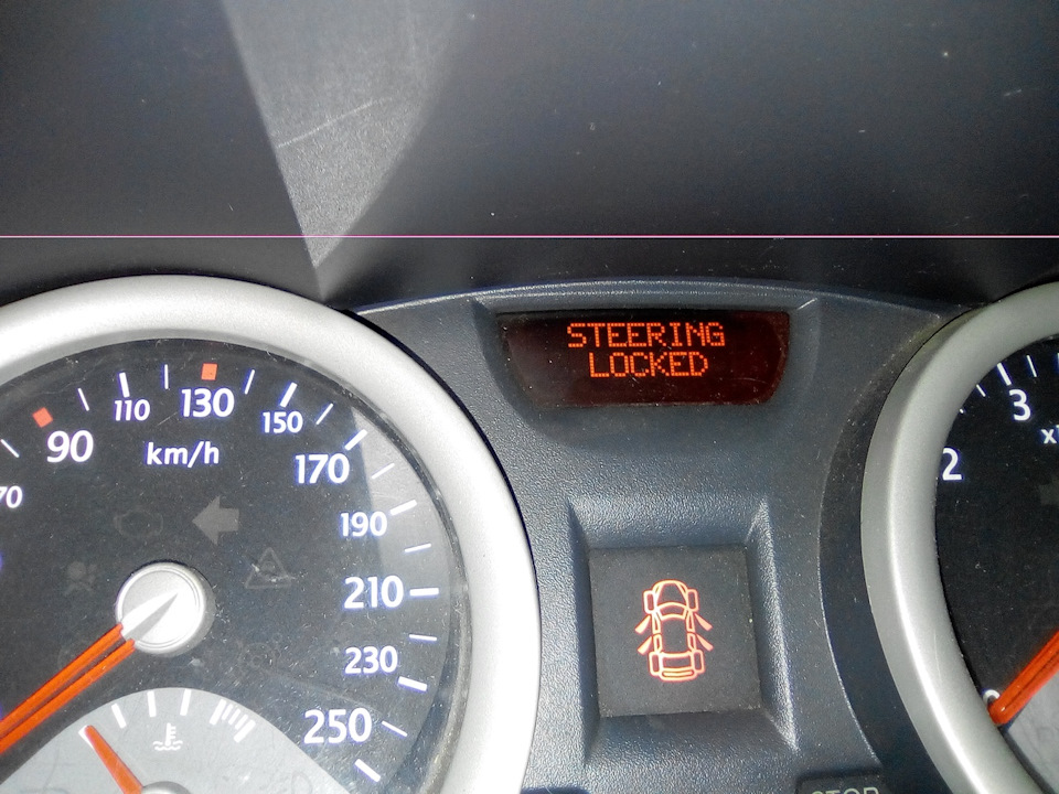 HELP! steering locked — Renault Megane II, 1,5 л, 2003 года поломка DRIVE2