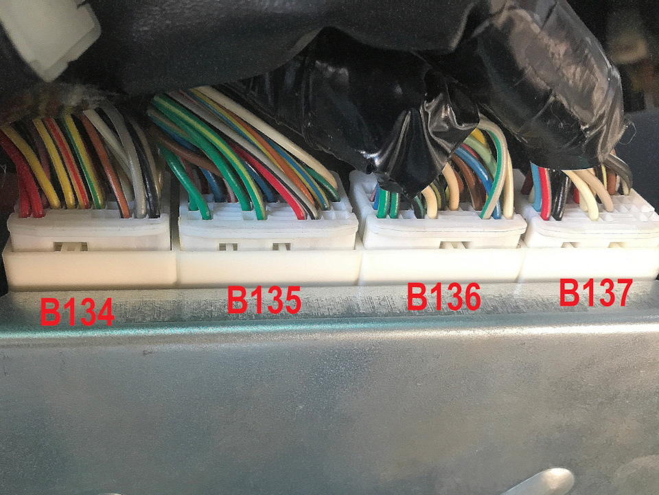 Fixing leaking vacuum pump — Volvo XC60 (1G), 3,2 л, 2014 года своими