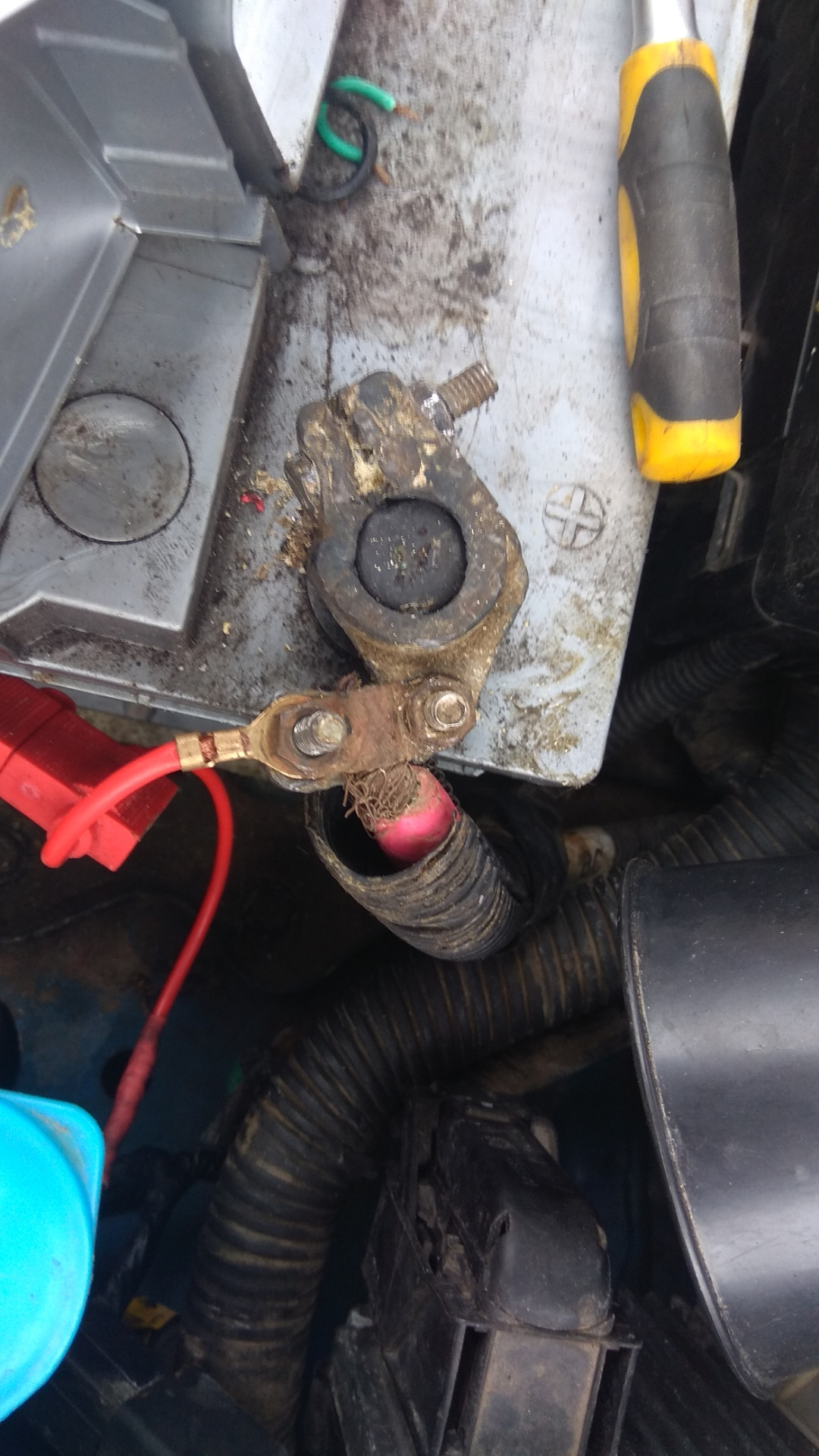 Есть ли жизнь после 36? — Renault Duster (1G), 2 л, 2016 года