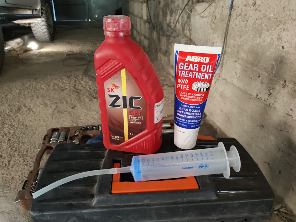 ПРИСАДКА В ТРАНСМИССИОННОЕ МАСЛО ABRO GEAR OIL TREATMENT WITH PTFE — Lada 4x4 3D, 1,6 л, 1982