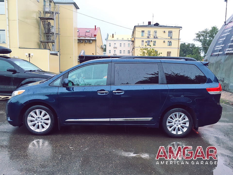 Toyota Sienna 3.5L AWD замена задней тормозной системы — HPBrakes на