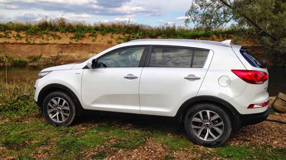 KIA Sportage FIFA Deluxe White DRIVE2