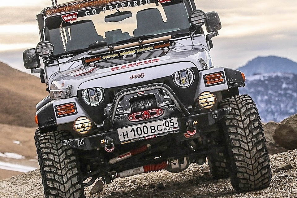 Про фары VisionX и допрадиатор АКПП Flexalite — Jeep Wrangler (TJ