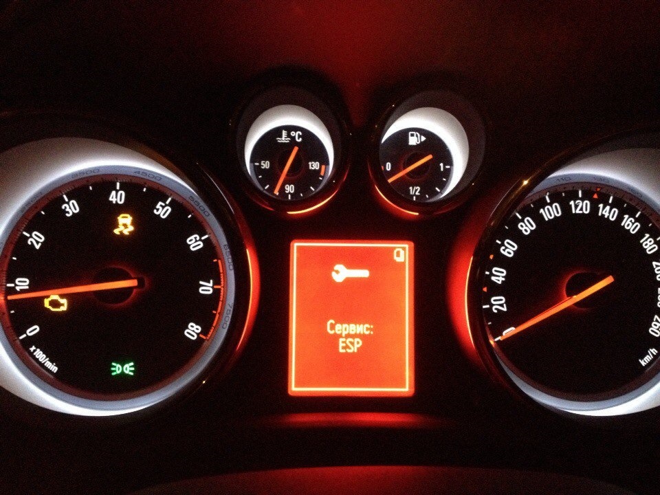 Поддергивания при разгоне — Opel Astra J GTC, 1,6 л, 2013 года