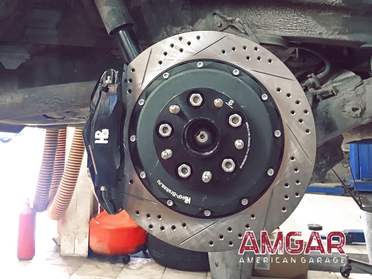 Toyota Sienna 3.5L AWD замена задней тормозной системы — HPBrakes на