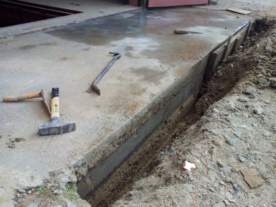 Отмостка перед гаражом — Сообщество «Гараж Мечты» на DRIVE2