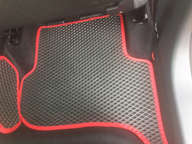 Skoda Yeti — URBAN MATS на DRIVE2