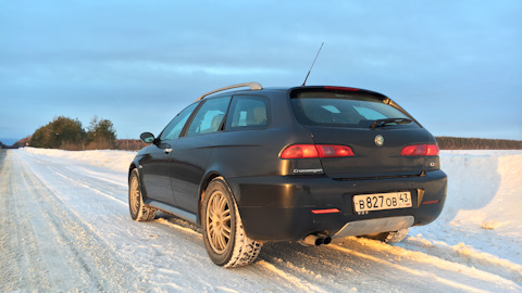 Alfa Romeo Crosswagon Q4. Car Reviews From Actual Car Owners With Photos On Drive2
