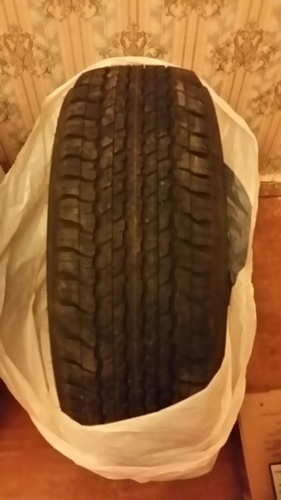 Продаю шины Dunlop Grandtrek AT22 новая — Toyota Land Cruiser Prado 150