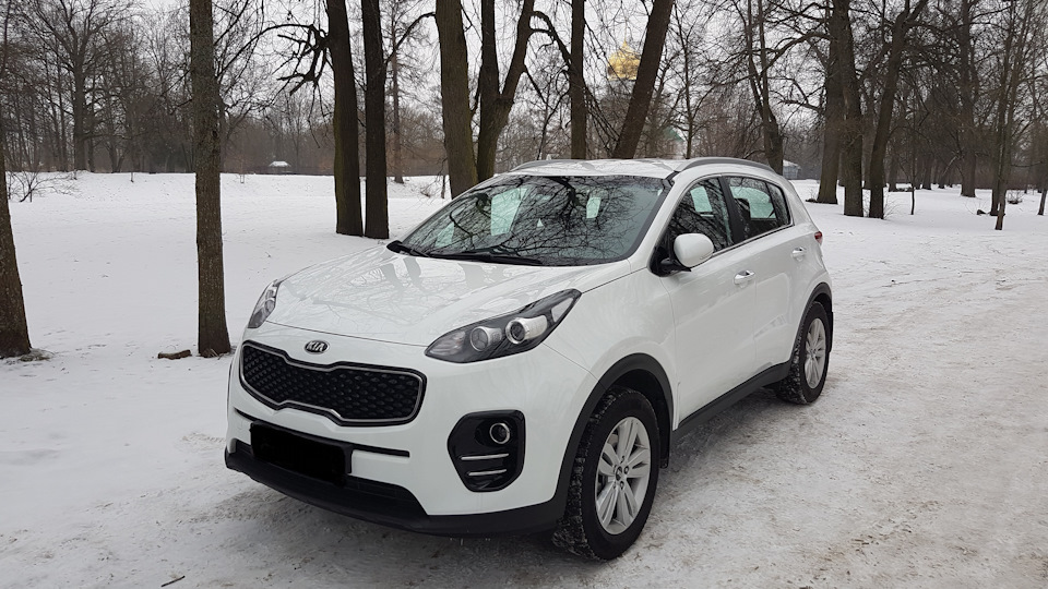 Kia Sportage 2019 Deluxe White KIA Sportage Review