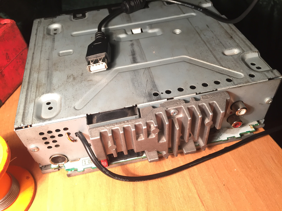 Ремонт USB Pioneer MVH150UB — Citroen Berlingo (1G), 1,6 л, 2006 года