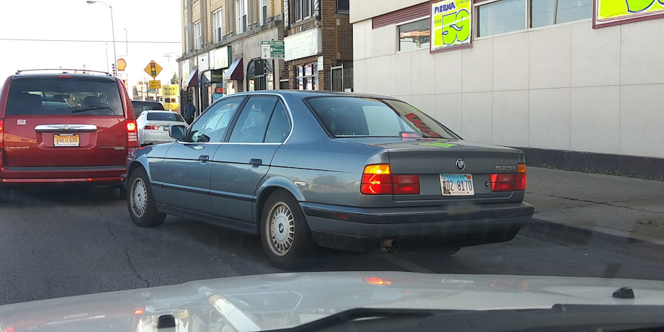 Замена задних амортизаторов — BMW 5 series (E34), 2,5 л, 1995 года