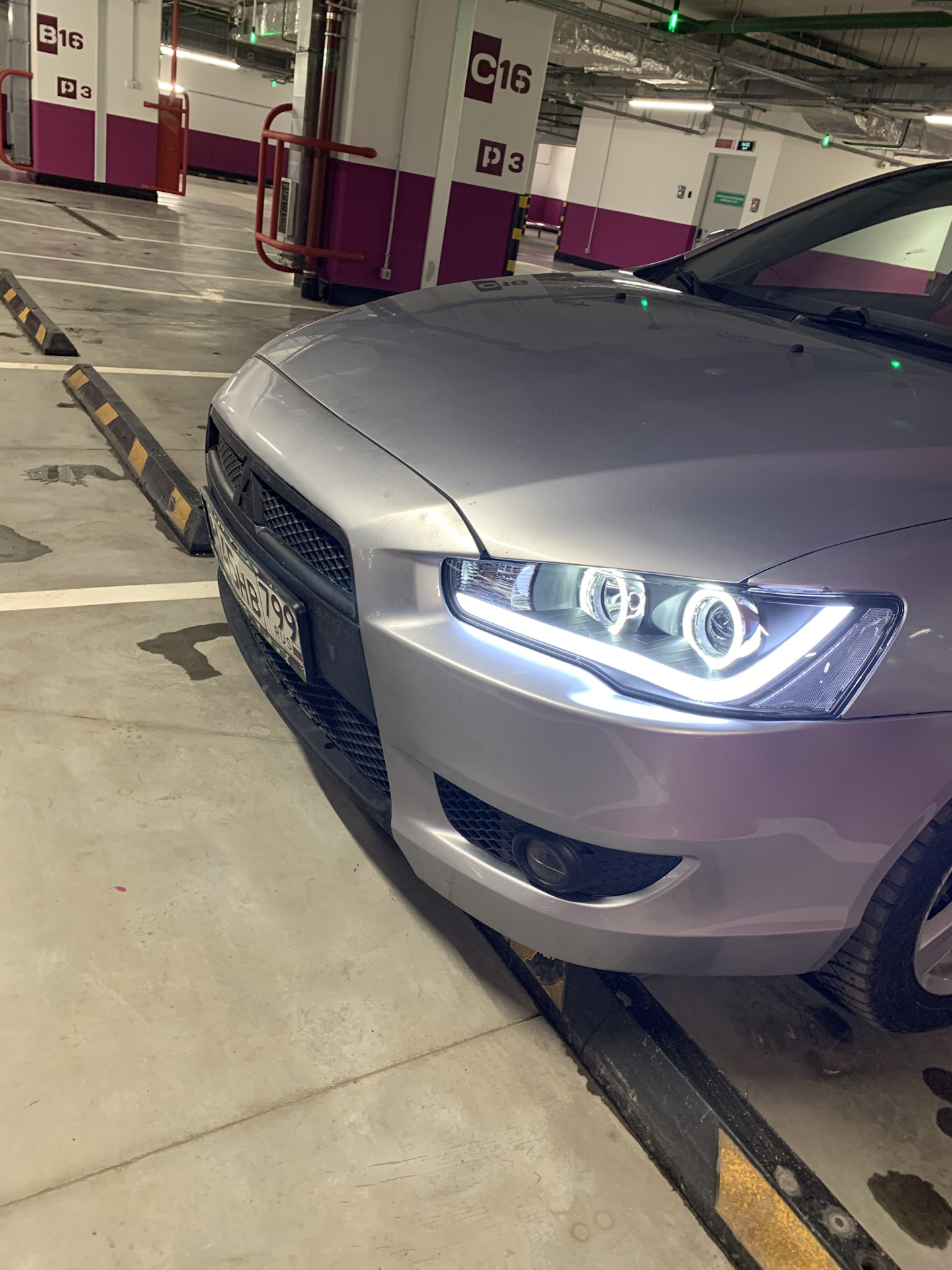 001 Новые фары Audi R8 Style (Линзованные) — Mitsubishi Lancer X, 1,8