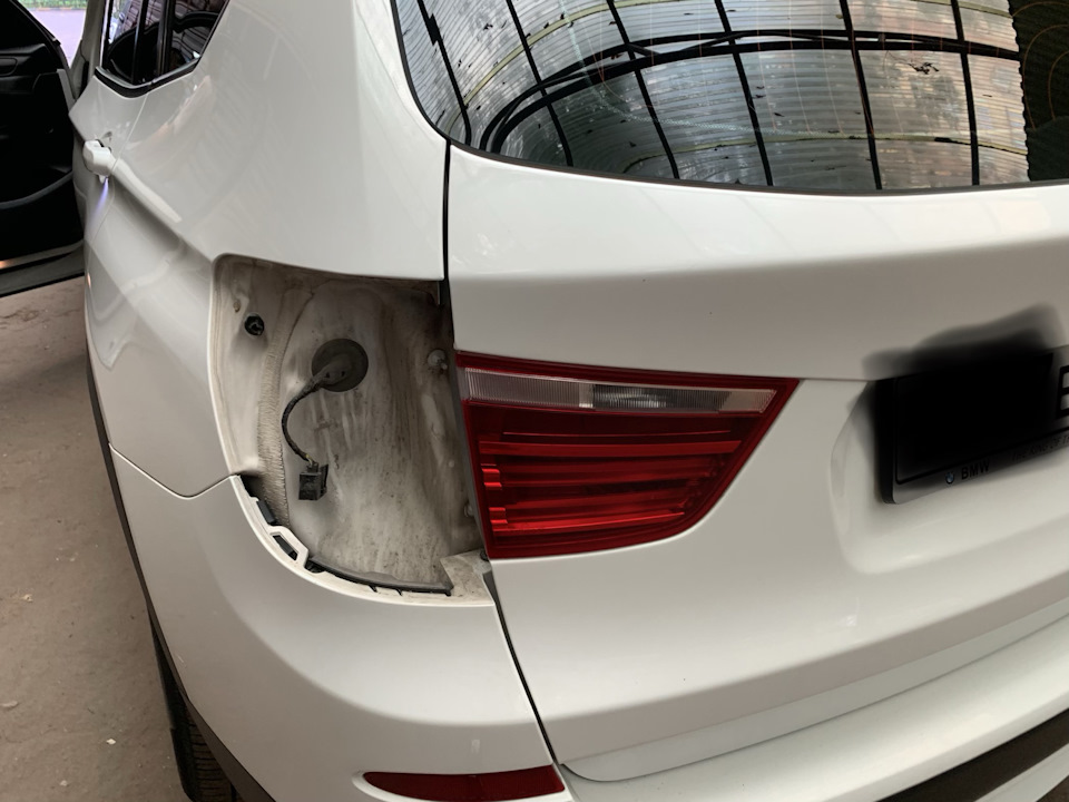 Замена ламп стопсигнала — BMW X3 (F25), 2 л, 2012 года поломка DRIVE2