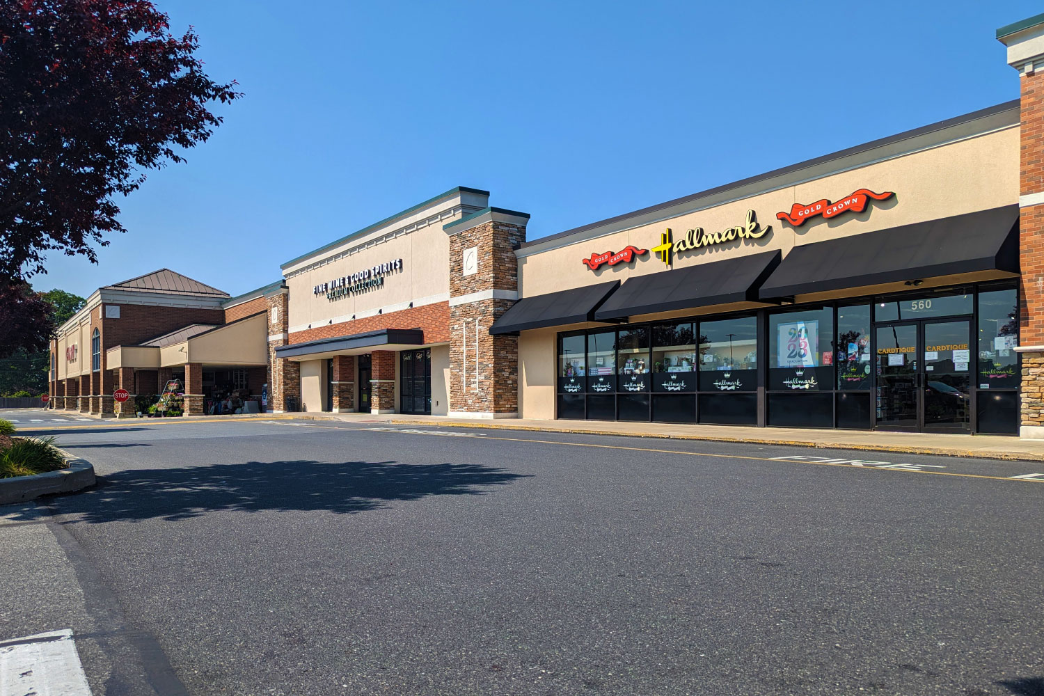 Centerville Square Waters Retail Group