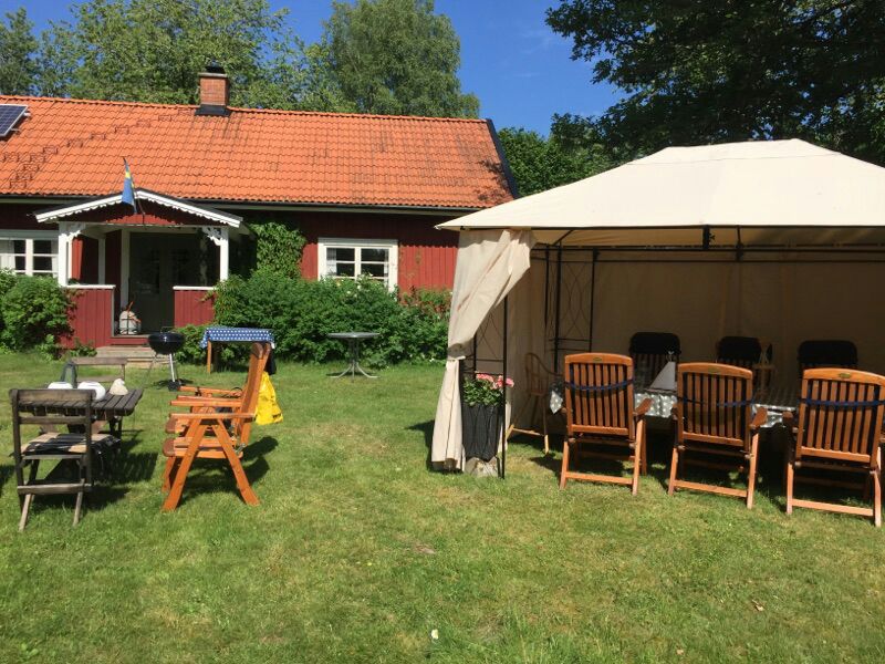Hela hemmet vid sjön rottnen Tiny houses att hyra i nöbble, Kronoberg