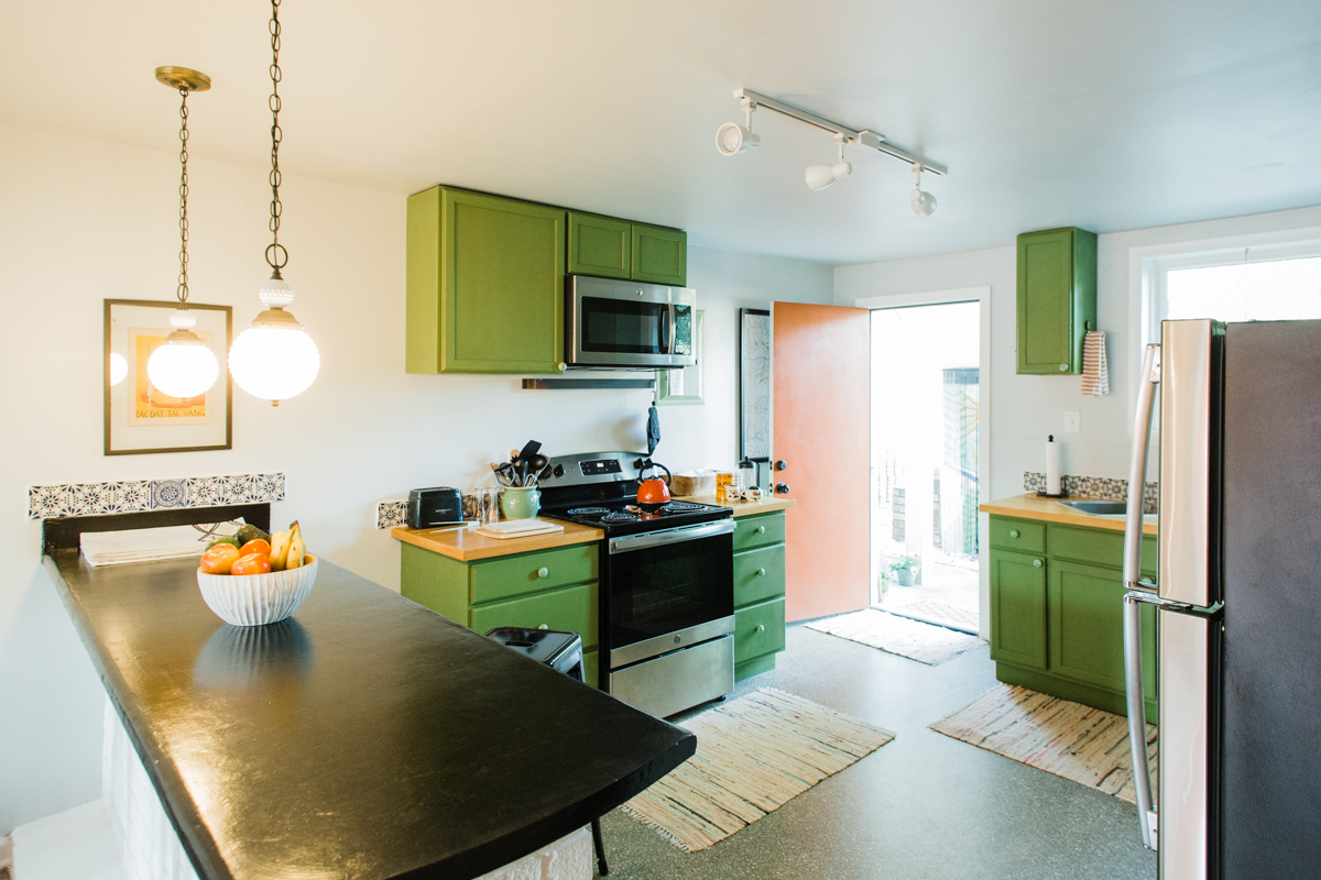Thunderbolt Hideaway Apartments for Rent in Savannah, United