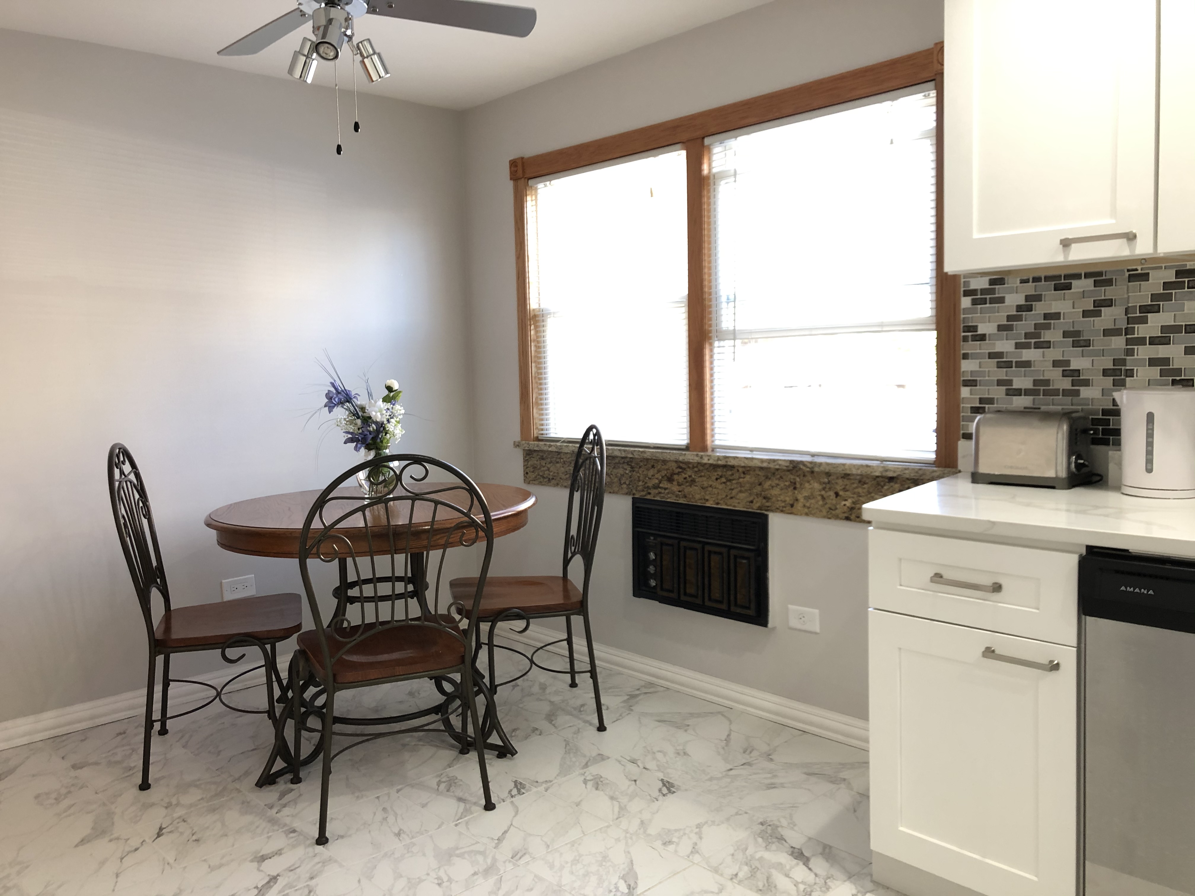 CHICAGO 2 BEDROOM JEFFERSON PARK O'HARE ROSEMONT Condominiums for
