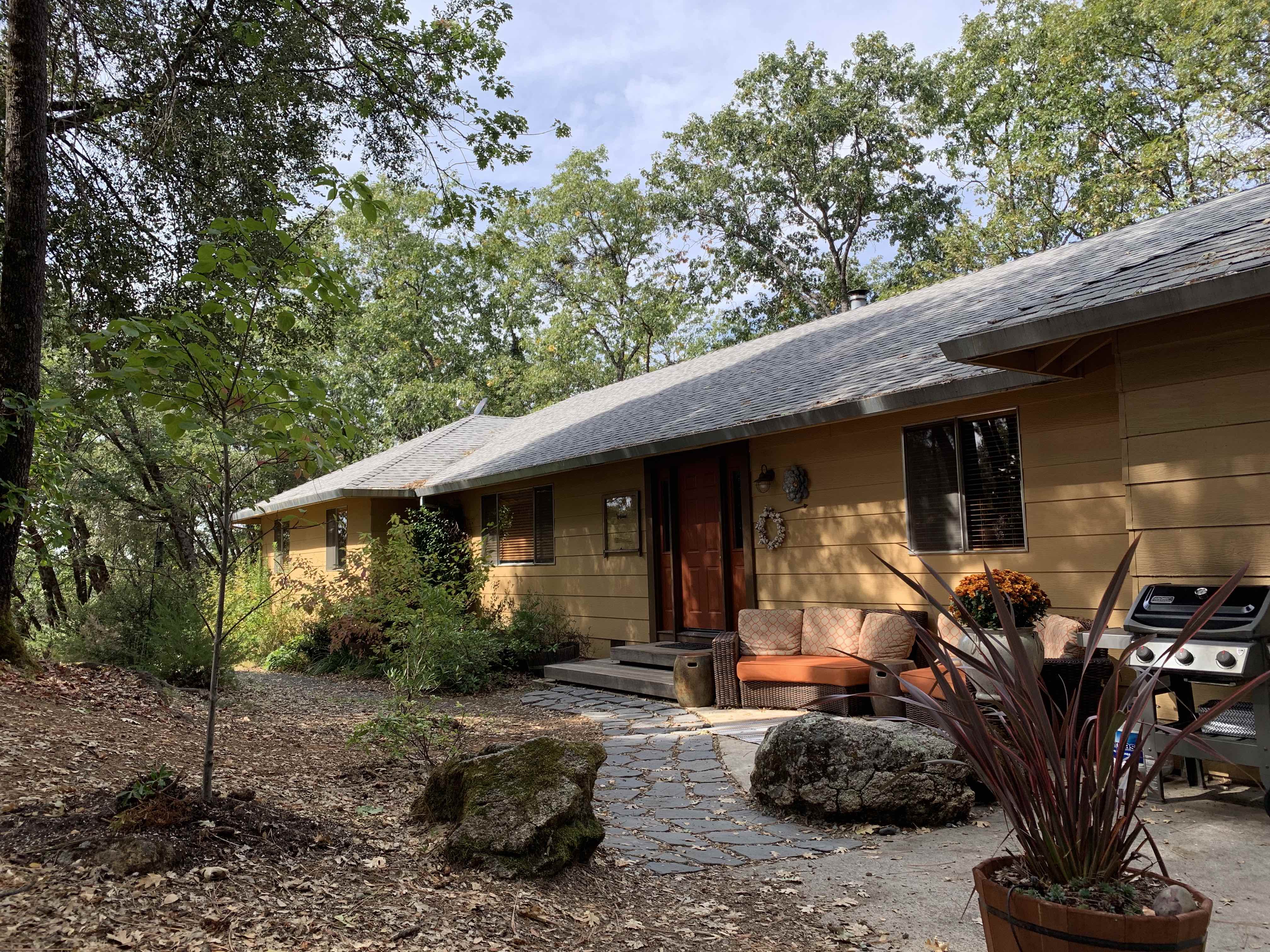 Retreat to the Forest Homestead Houses for Rent in Nevada City