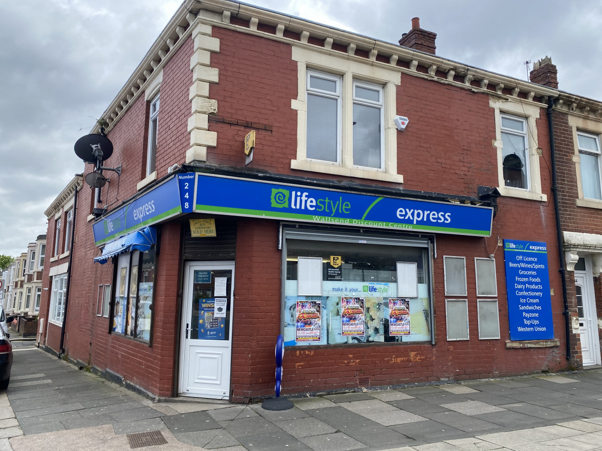 High Turnover Convenience Store & Off Licence A1 Businesses for Sale