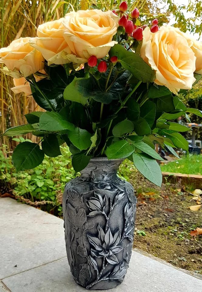 Silver vase with texture A1Creatives