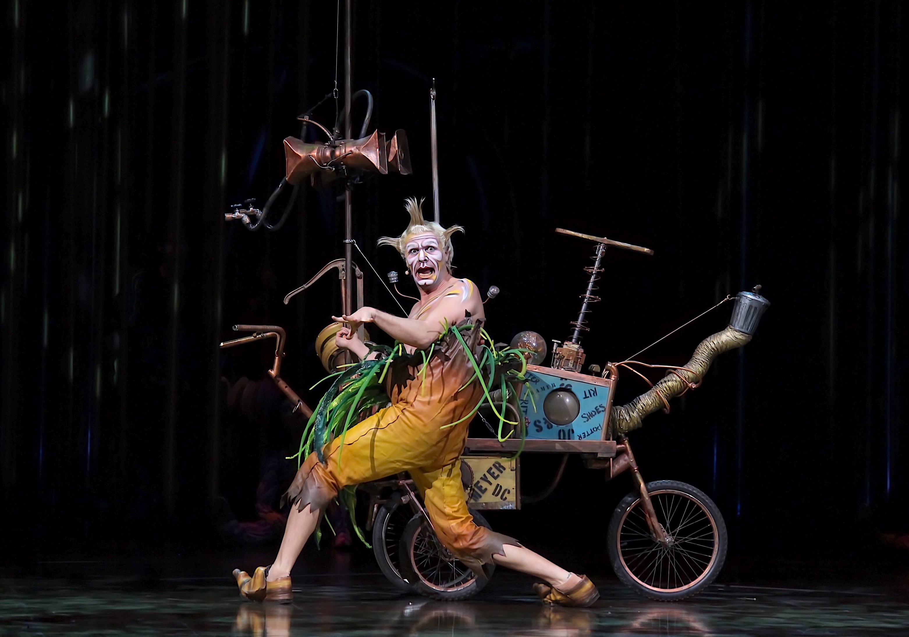 18 things we learned by going backstage at Cirque du Soleil’s “Varekai