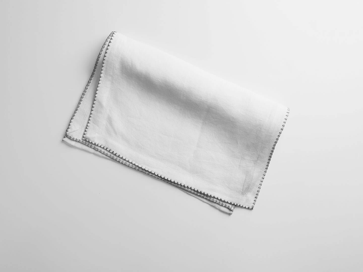 100 European Flax Linen Runner With Merrow Edge Stitching A1 Impex