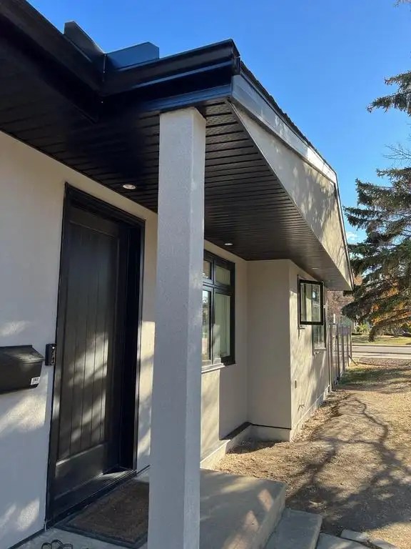 Soffit Installation | Soffit Installation Edmonton