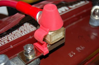 Battery Bank Fusing Photo Gallery by Compass Marine How To at pbase.com
