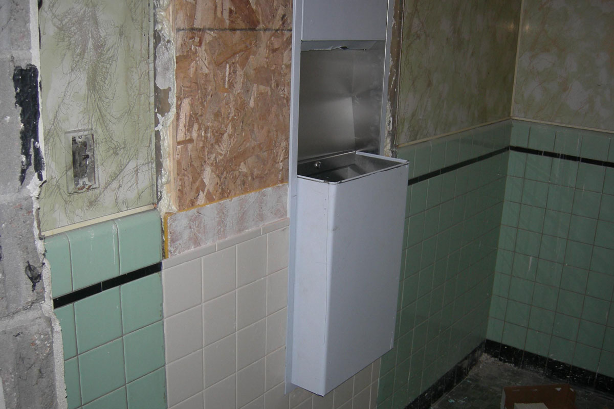 Gallery Omaha Electrostatic Painting, Bathtub Refinishing and Bathtub