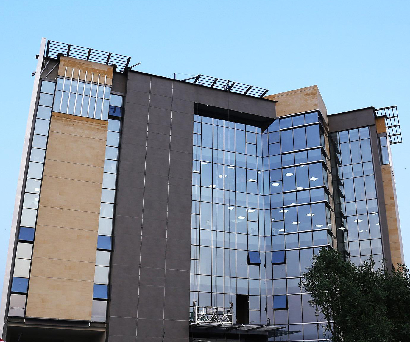 CORPORATE OFFICE BUILDING, SYSTEMS LIMITED, LAHORE AAA Partnership