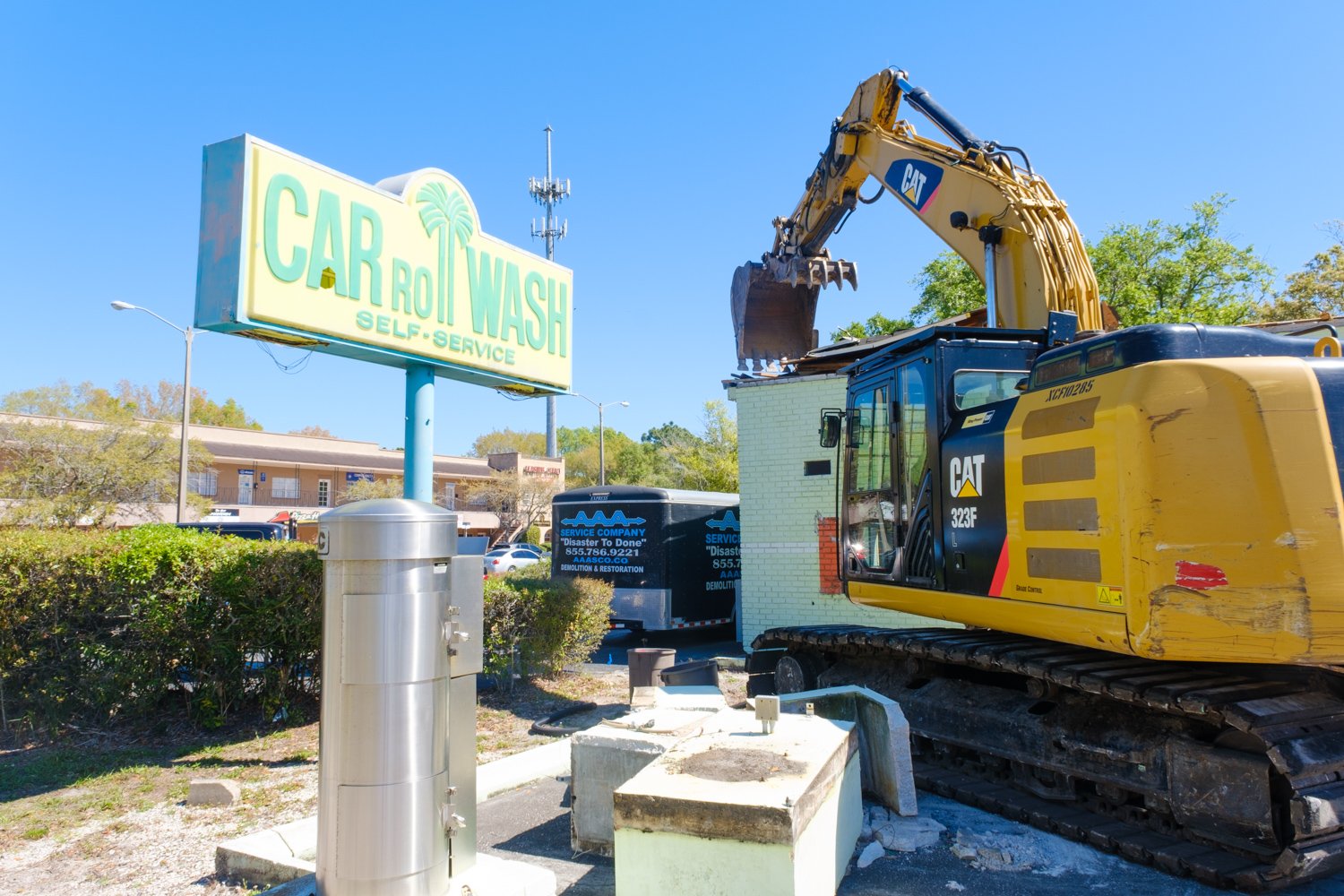 Demolishing the Hutchinson Car Wash AAA Service Company