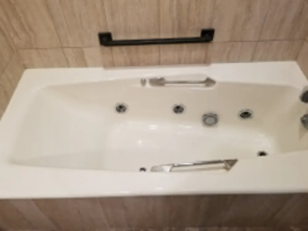 Bathtub and Tile Refinishing Services in St. Louis AAA Tub N Tile