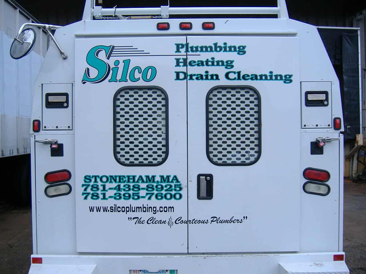 Vinyl Lettering American Automotive Aftermarket, Inc.