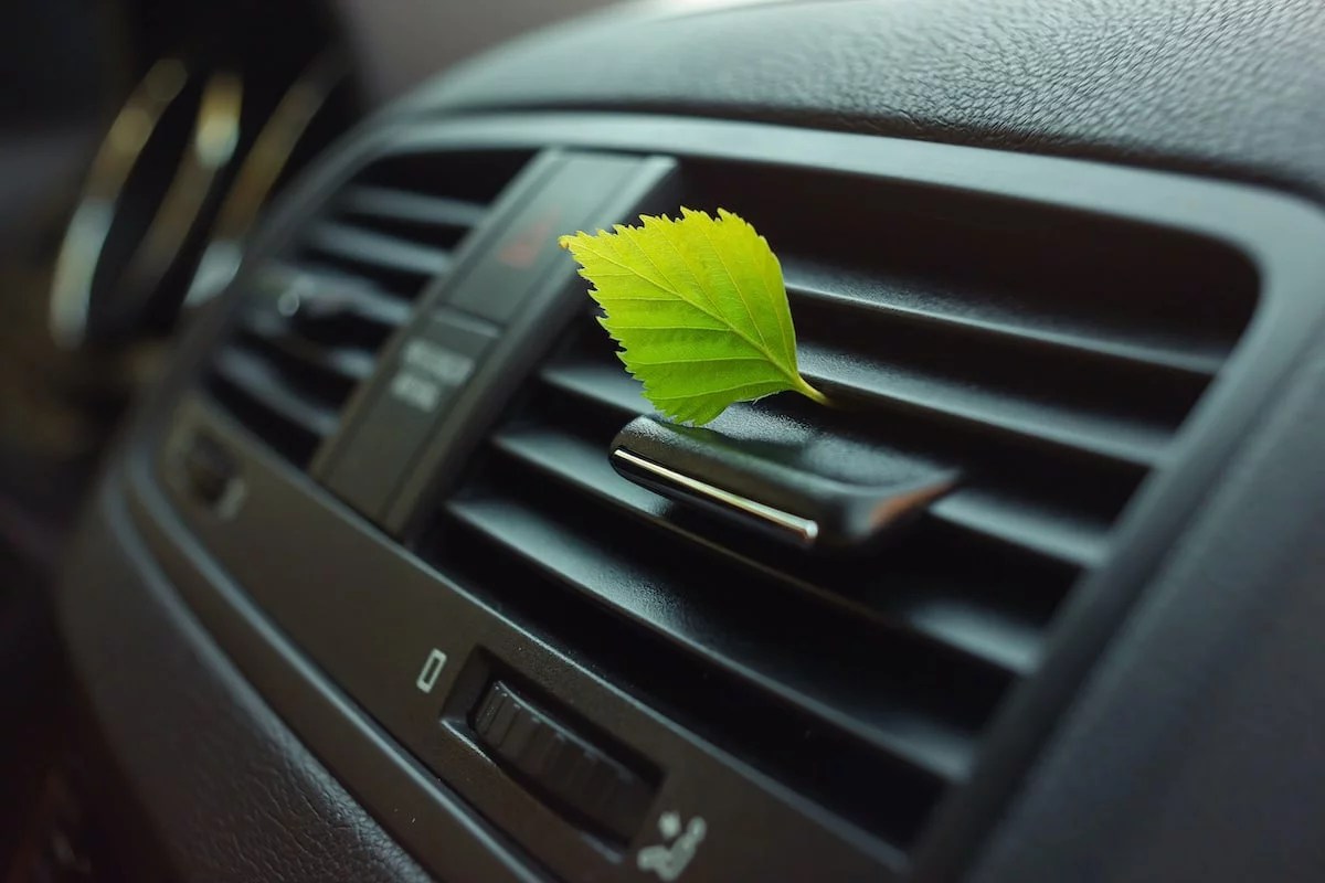 How Air Conditioning Works In a Car AAC