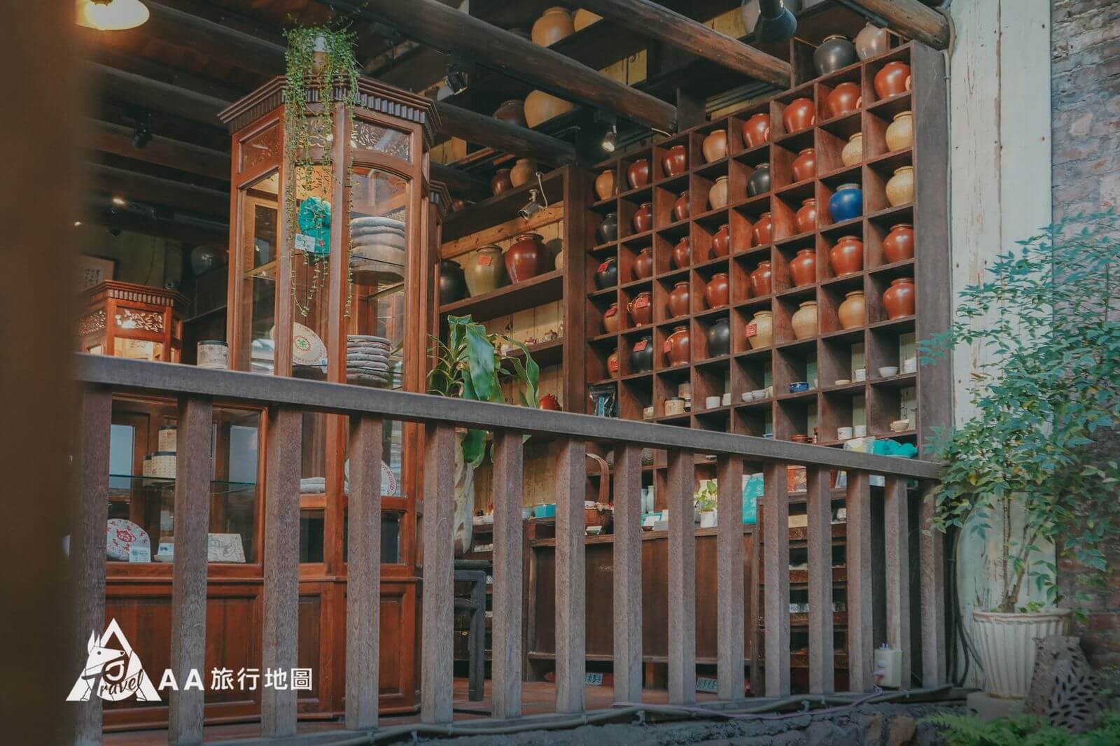 Jiufen Tea House Exhibition and Sales Area