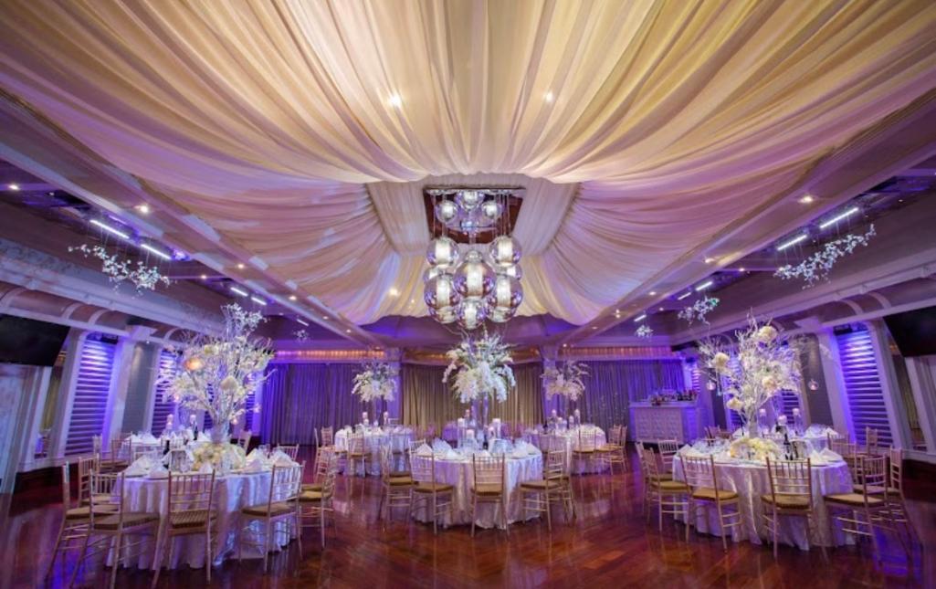 Newsday Deals and memories at Chateau Briand auction in Carle Place