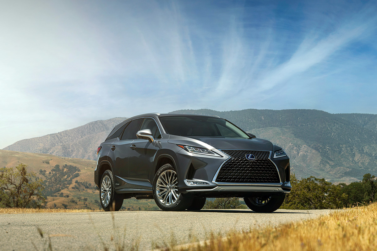 The 2021 Lexus RX 450h Hybrid Model Is Well Worth The Extra 4K Aaron